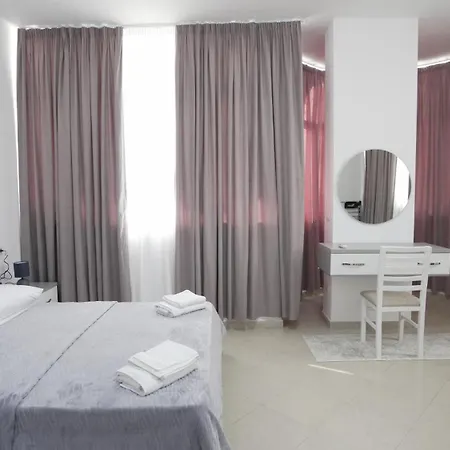 Nori's Apartment Tirana